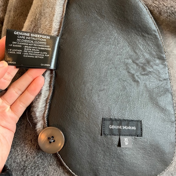 HiSO Genuine Shearling Baylie Reversible Fur Coat NWT XS Designer - Picture 4 of 6